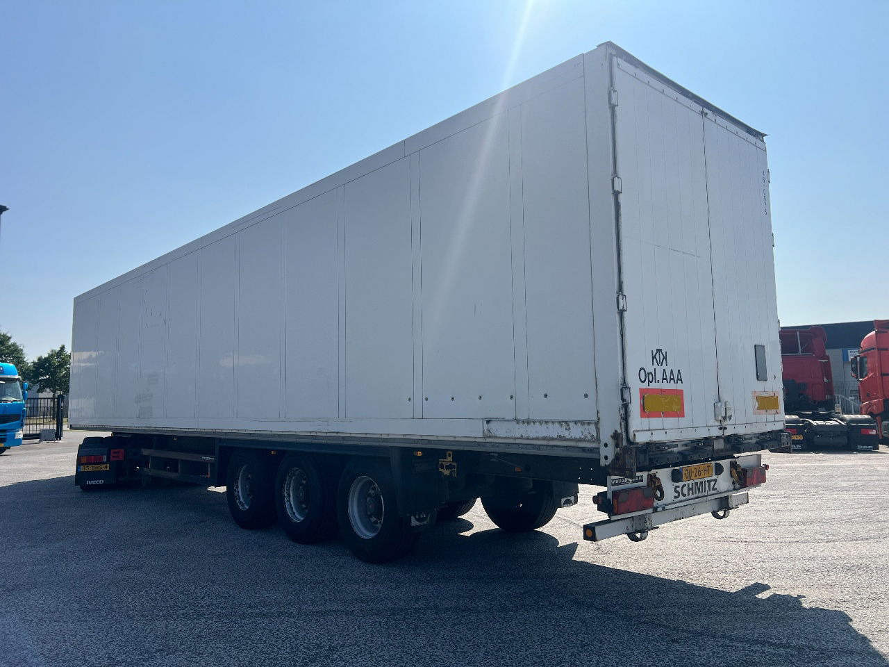 Schmitz Cargobull Isoliert koffer, SAF achsen - Isothermal semi-trailer: picture 4 Schmitz Cargobull Isoliert koffer, SAF achsen - Isothermal semi-trailer: picture 4