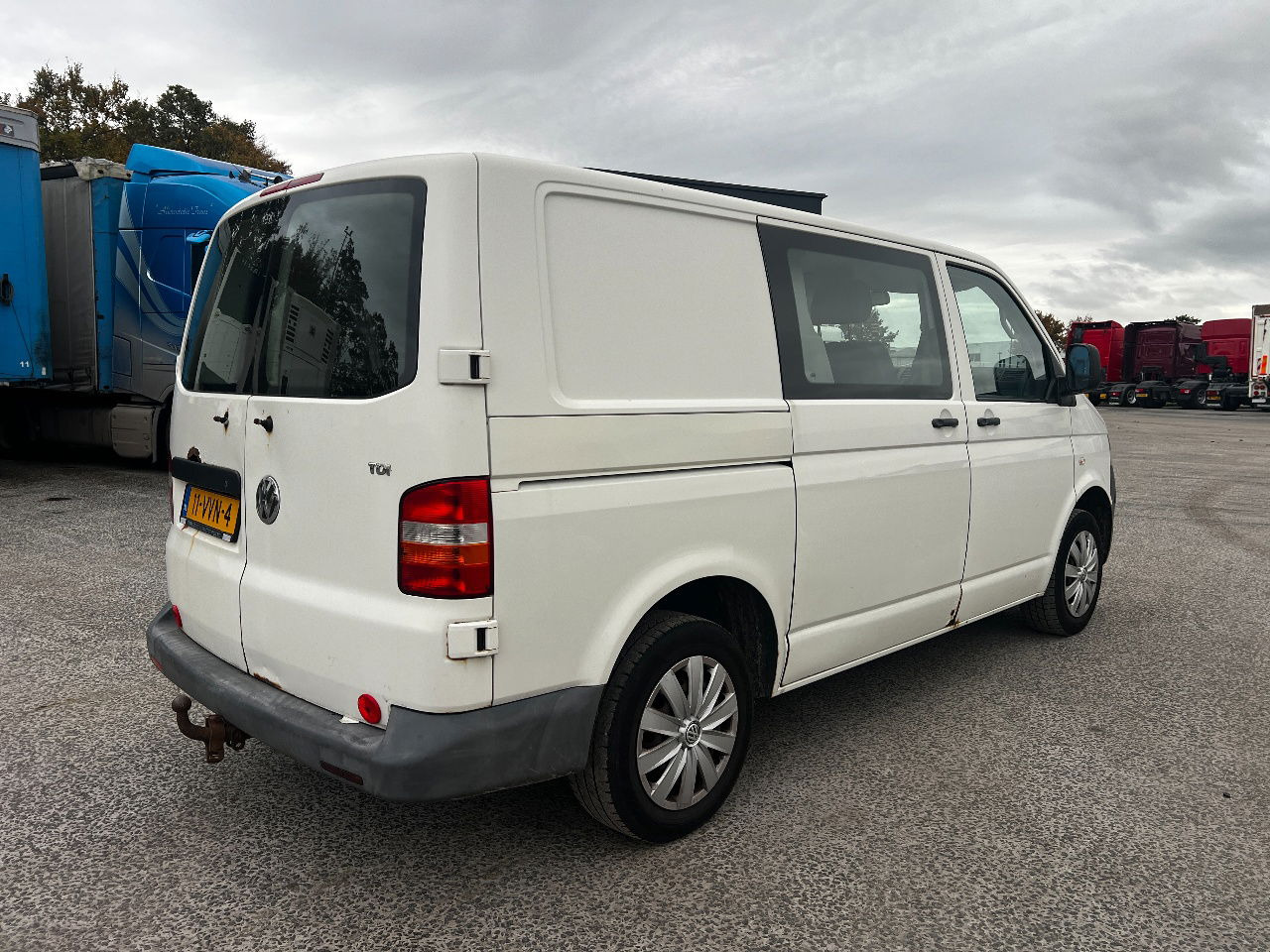 Volkswagen Transporter 2.5 tdi, 96kw, dubbele cabine - Small van: picture 3 Volkswagen Transporter 2.5 tdi, 96kw, dubbele cabine - Small van: picture 3