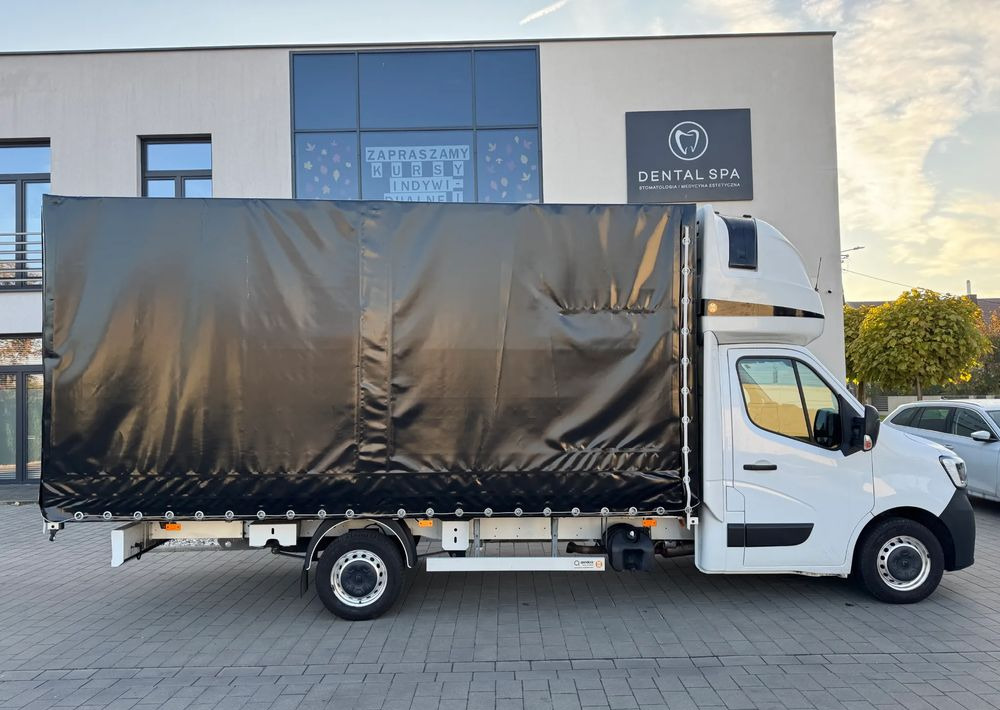 Renault Master - Curtain side van: picture 4 Renault Master - Curtain side van: picture 4