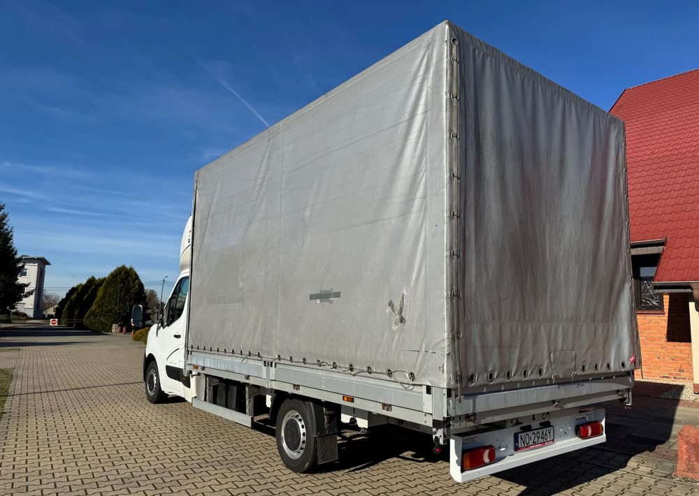 Renault Master - Curtain side van: picture 5 Renault Master - Curtain side van: picture 5