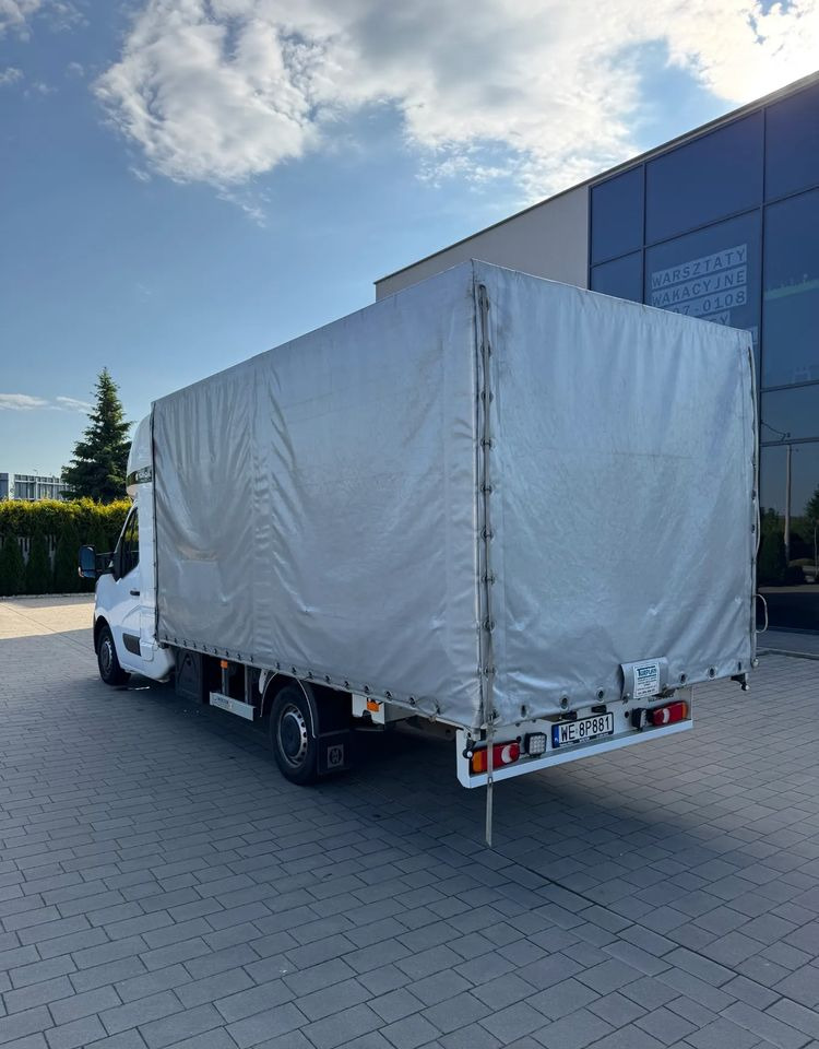 Renault Master - Curtain side van: picture 4 Renault Master - Curtain side van: picture 4