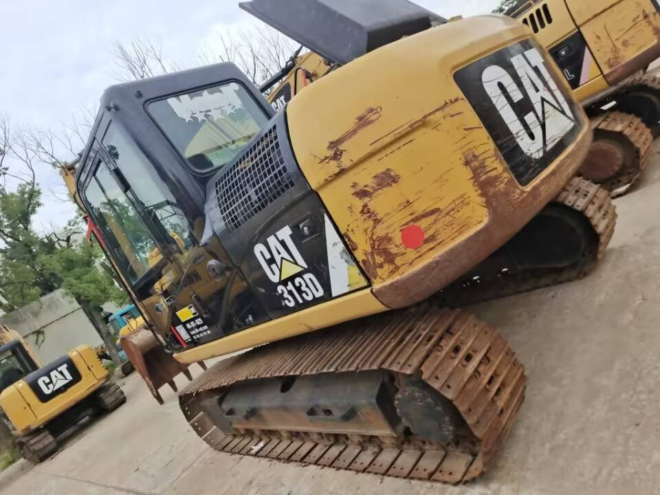 CAT 313D - Crawler excavator: picture 2 CAT 313D - Crawler excavator: picture 2
