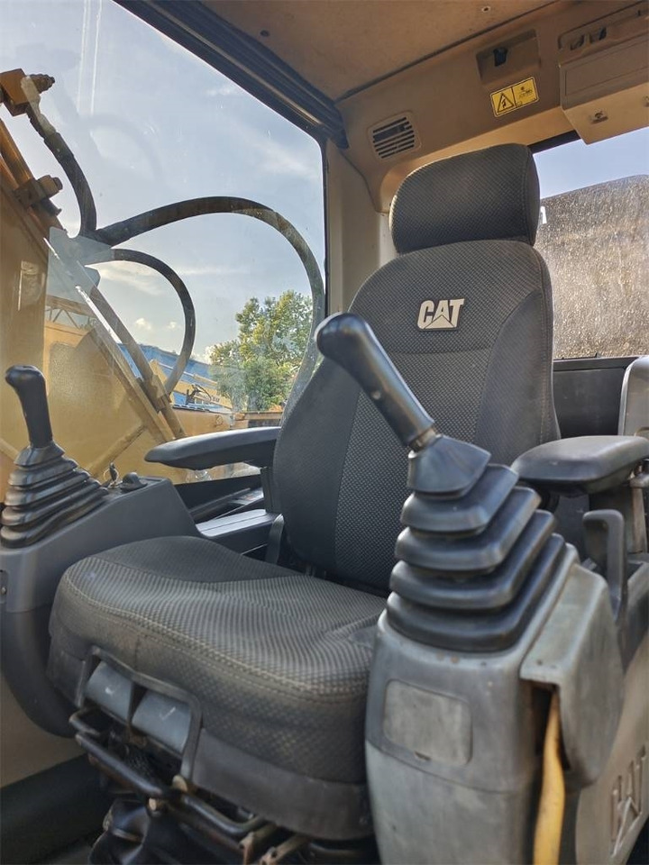 CAT 320 D - Crawler excavator: picture 3 CAT 320 D - Crawler excavator: picture 3
