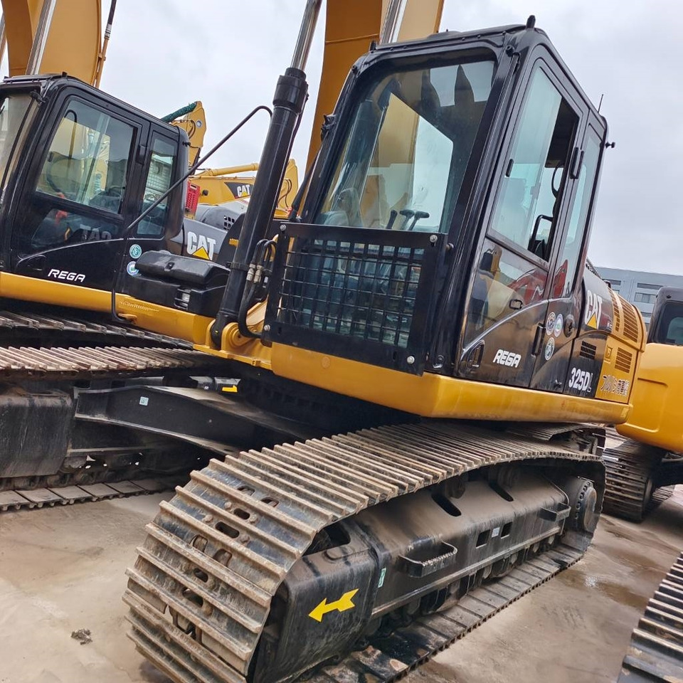 CAT 325 D - Crawler excavator: picture 4 CAT 325 D - Crawler excavator: picture 4