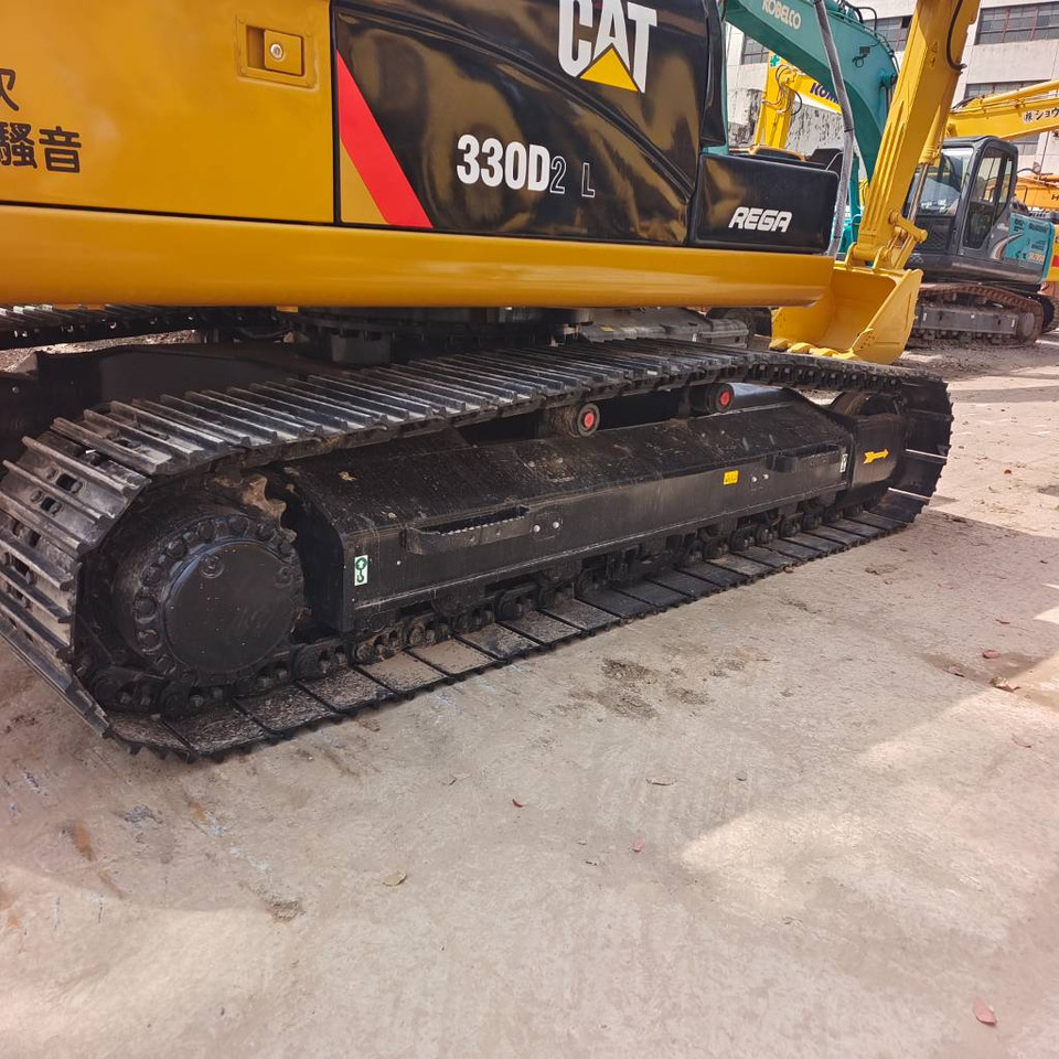 CAT 330 D2L - Crawler excavator: picture 3 CAT 330 D2L - Crawler excavator: picture 3