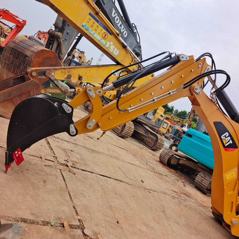 CAT 430 F - Backhoe loader: picture 2 CAT 430 F - Backhoe loader: picture 2