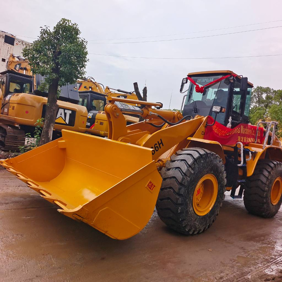Wheel loader CAT 966 H: picture 16