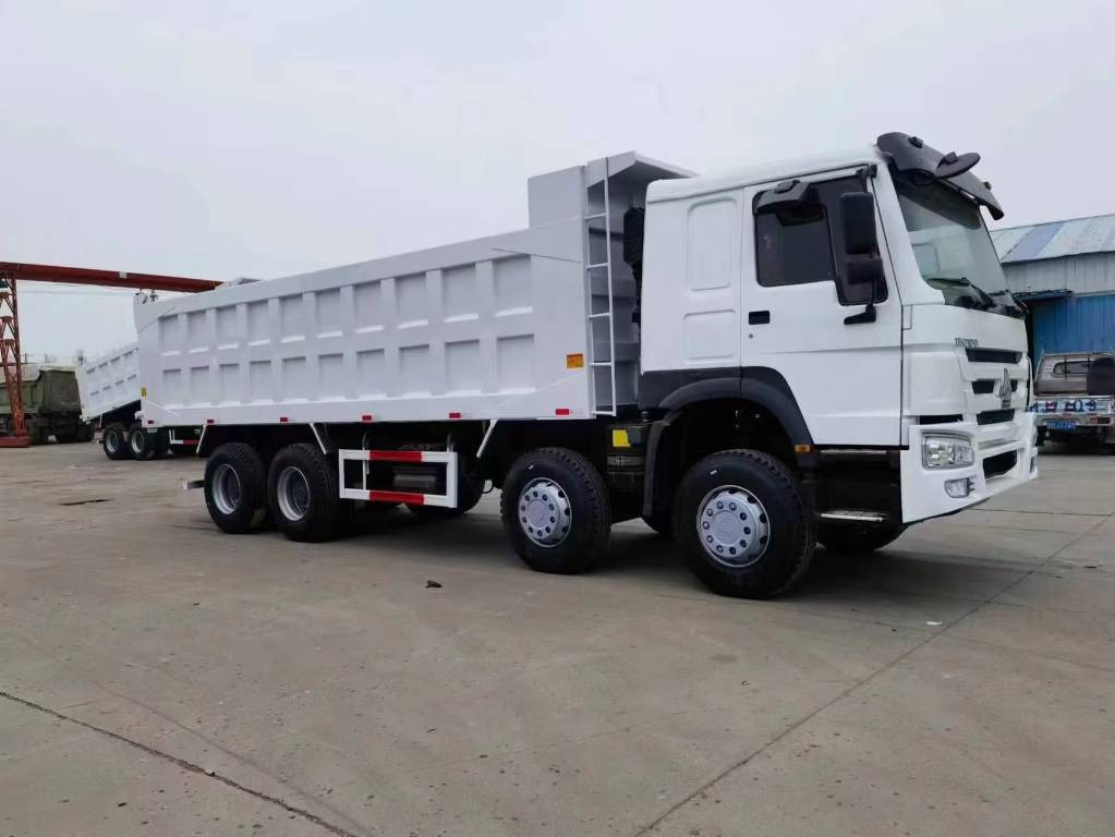 Howo 371 8X4 - Tipper trailer: picture 5 Howo 371 8X4 - Tipper trailer: picture 5