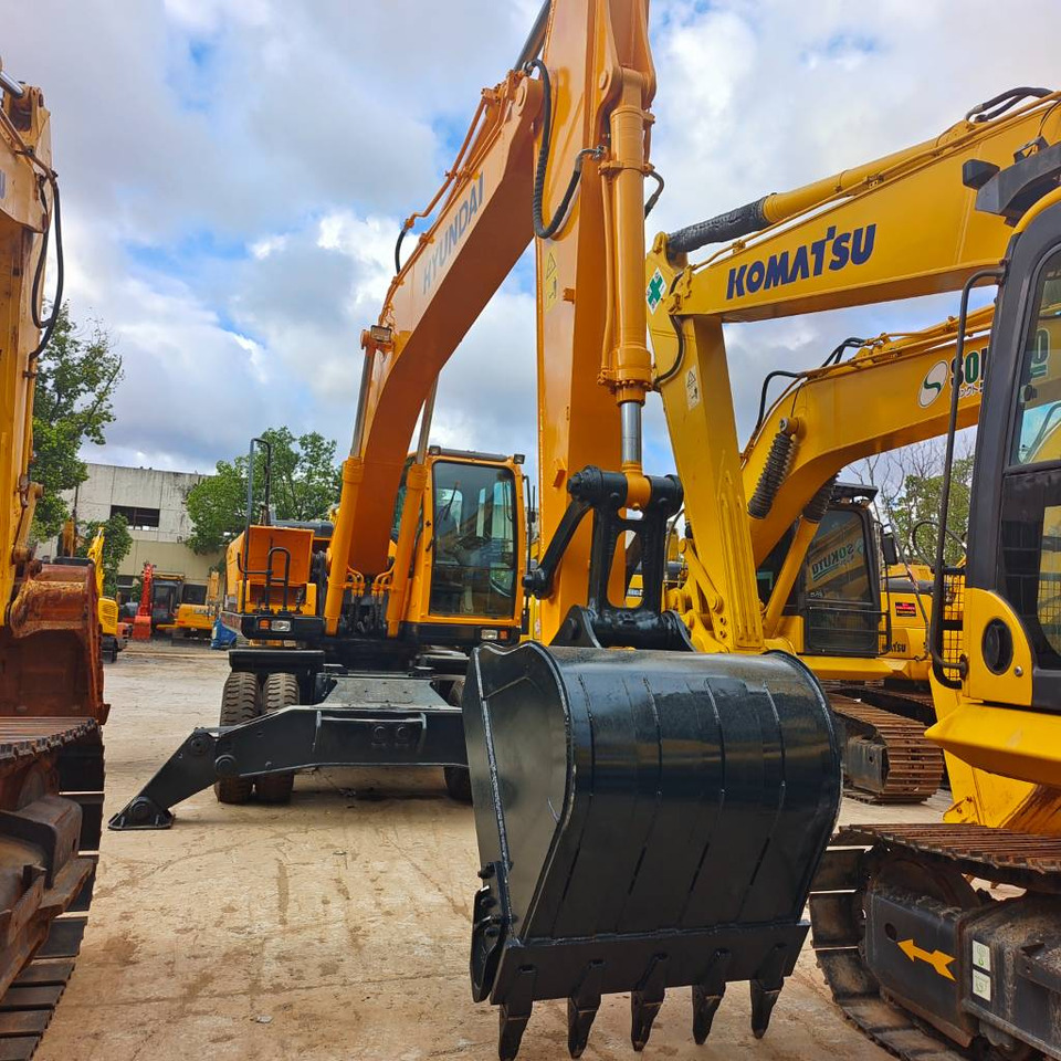 Wheel excavator Hyundai 210W-9: picture 10