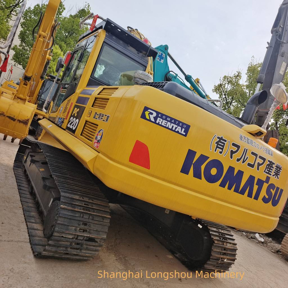 Komatsu PC 220-8 - Crawler excavator: picture 3 Komatsu PC 220-8 - Crawler excavator: picture 3