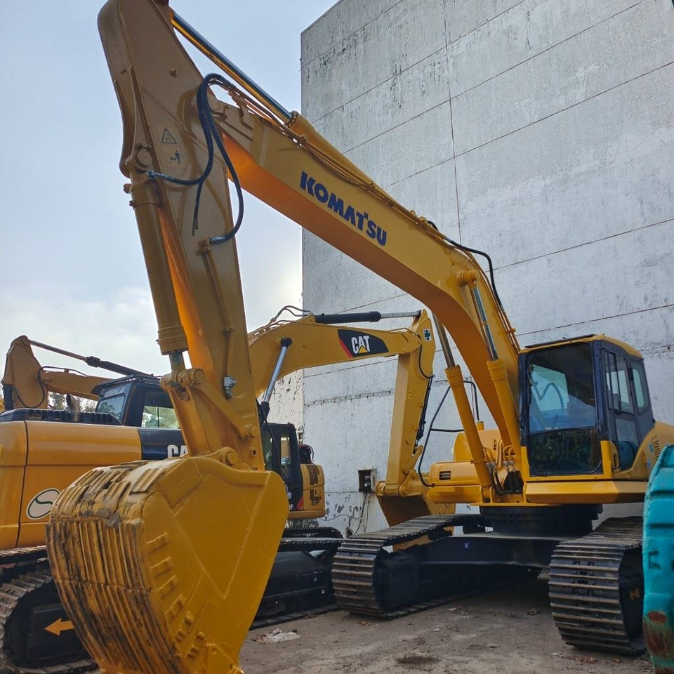 Komatsu PC 300 - Crawler excavator: picture 2 Komatsu PC 300 - Crawler excavator: picture 2