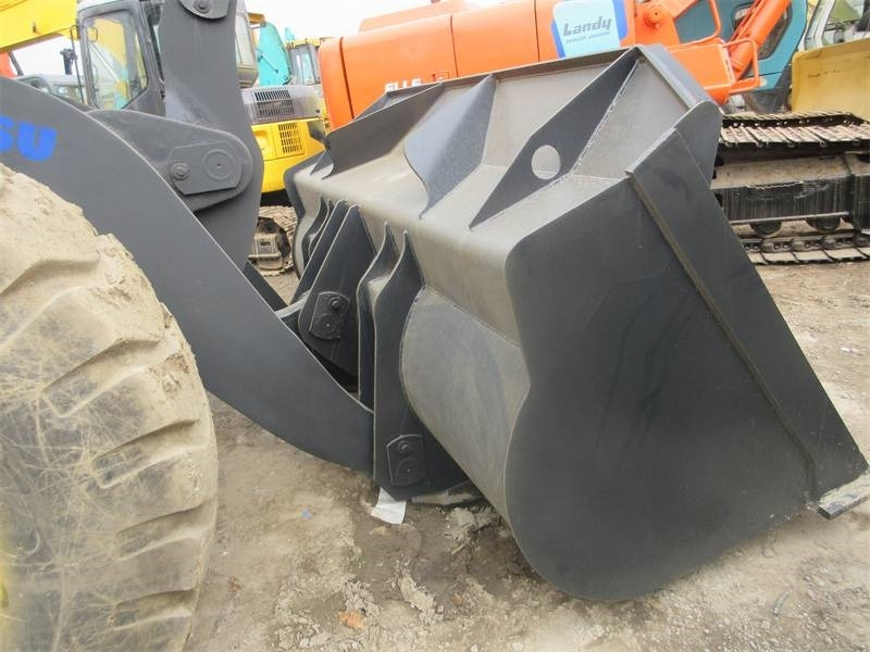 Komatsu WA 380 - Wheel loader: picture 2 Komatsu WA 380 - Wheel loader: picture 2