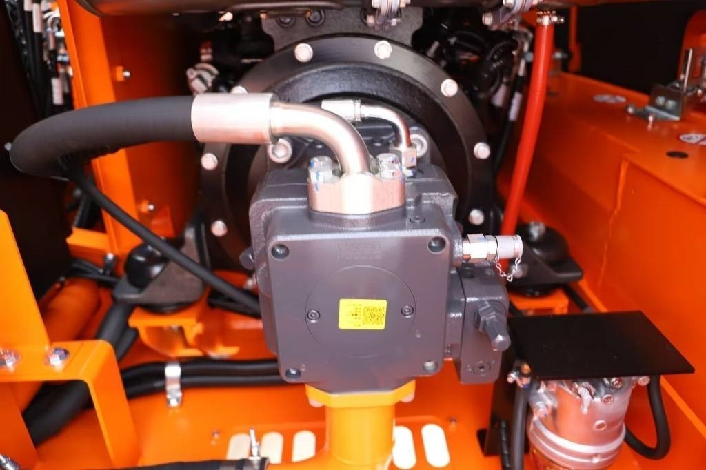 Lonking LG 6075G4 100% Brand New One - Crawler excavator: picture 3 Lonking LG 6075G4 100% Brand New One - Crawler excavator: picture 3