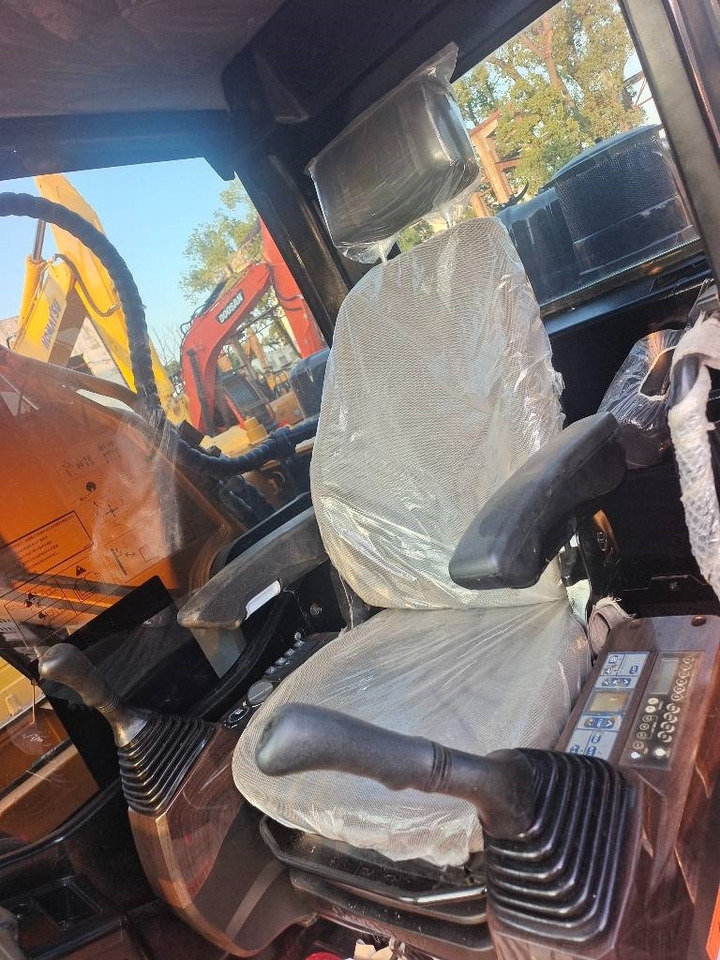 Sany SY 215 H - Crawler excavator: picture 5 Sany SY 215 H - Crawler excavator: picture 5