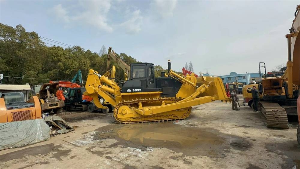 Shantui SD 32 - Bulldozer: picture 1 Shantui SD 32 - Bulldozer: picture 1