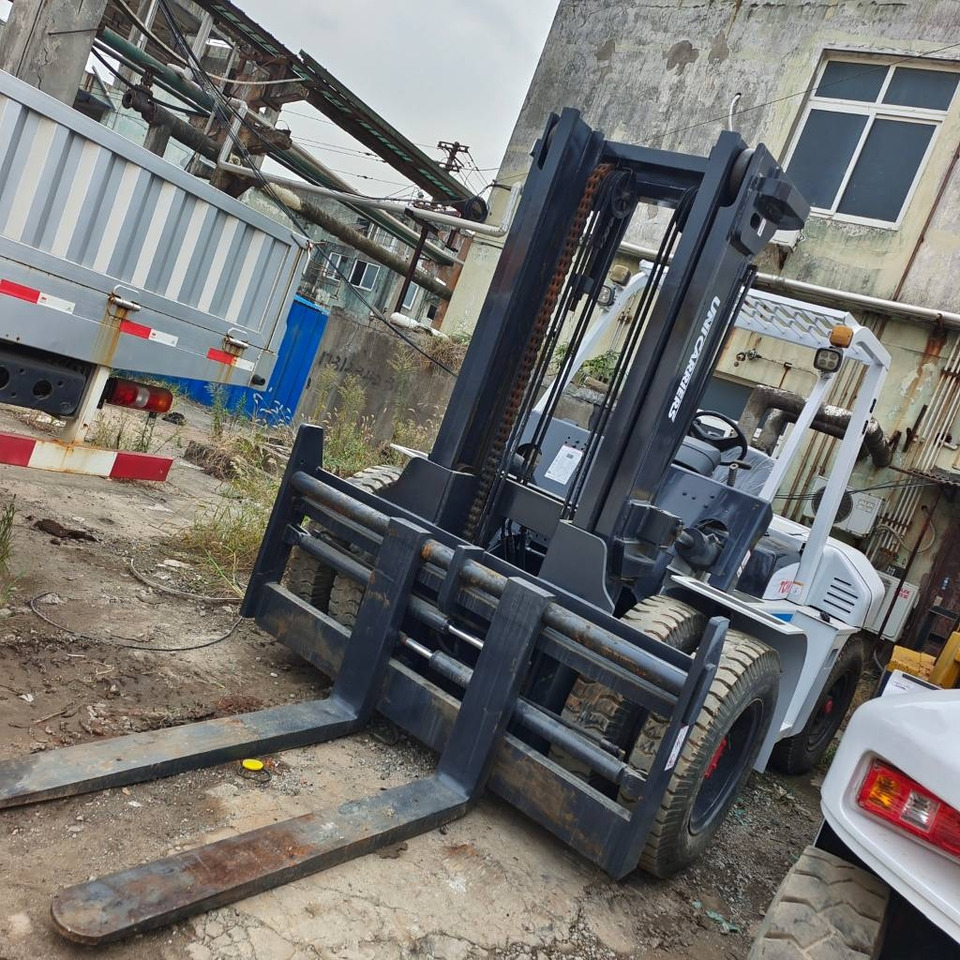 TCM FD 100 - Diesel forklift: picture 1 TCM FD 100 - Diesel forklift: picture 1