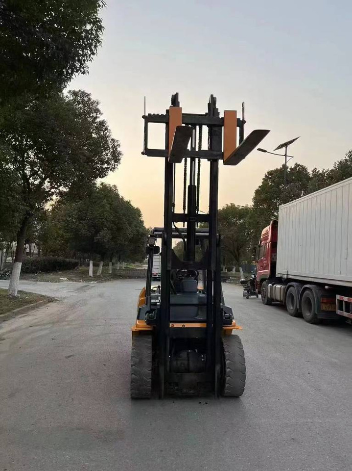 Toyota FD 50 - Diesel forklift: picture 5 Toyota FD 50 - Diesel forklift: picture 5
