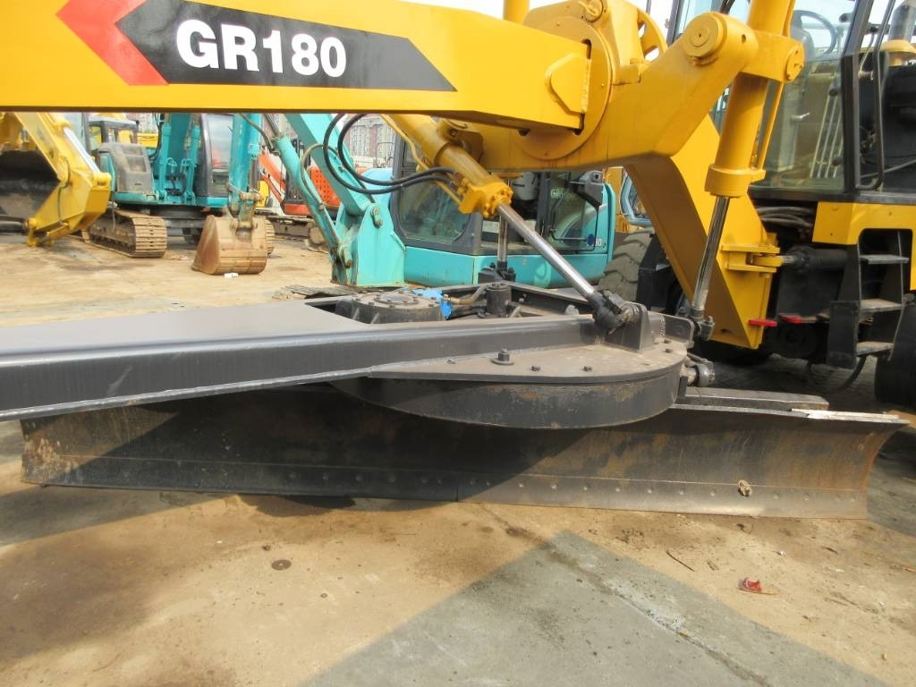 XCMG GR 180 - Grader: picture 4 XCMG GR 180 - Grader: picture 4