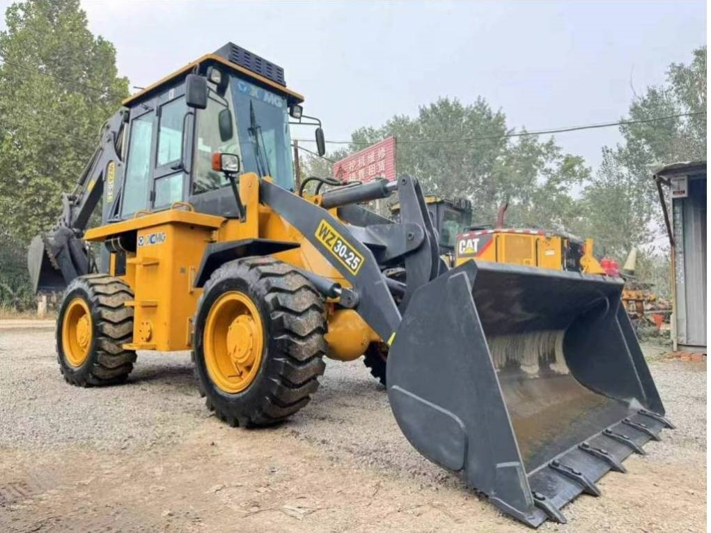 XCMG WZ 30-25 - Crawler excavator: picture 2 XCMG WZ 30-25 - Crawler excavator: picture 2
