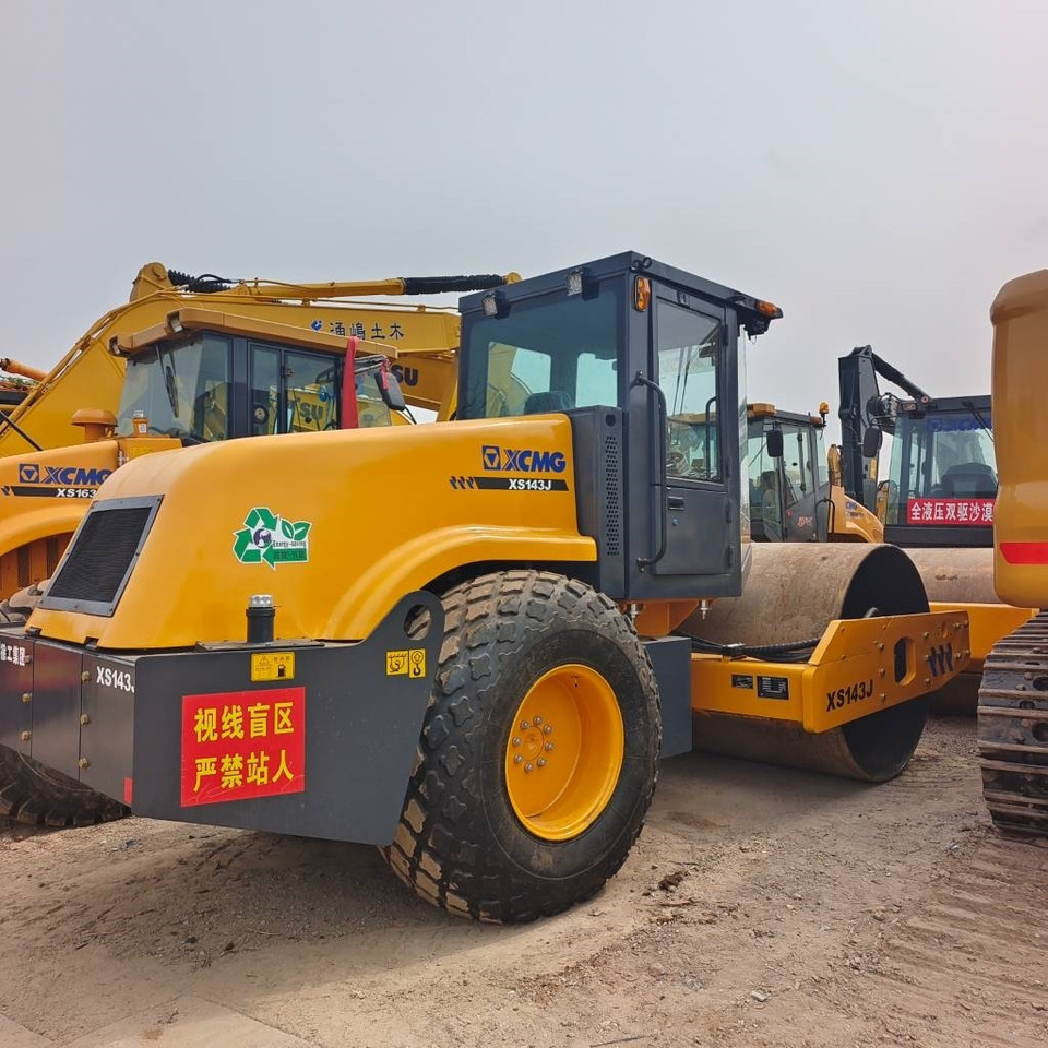 Compactor XCMG XS 143J: picture 9 Compactor XCMG XS 143J: picture 9