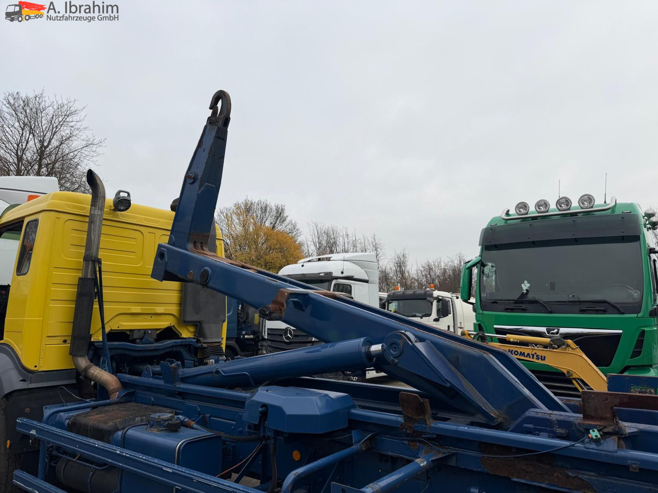 Atlas 202/04043 320 bar | Knickarm | Video Vorhanden - Hook lift truck: picture 1 Atlas 202/04043 320 bar | Knickarm | Video Vorhanden - Hook lift truck: picture 1