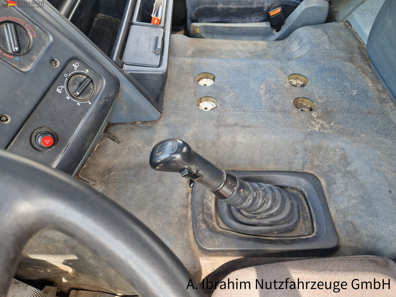 Daf CF 290 Wassertank 13500 L, Tank verzinkt Vorlauf- Lift- Lenkachse - Tank truck: picture 4 Daf CF 290 Wassertank 13500 L, Tank verzinkt Vorlauf- Lift- Lenkachse - Tank truck: picture 4