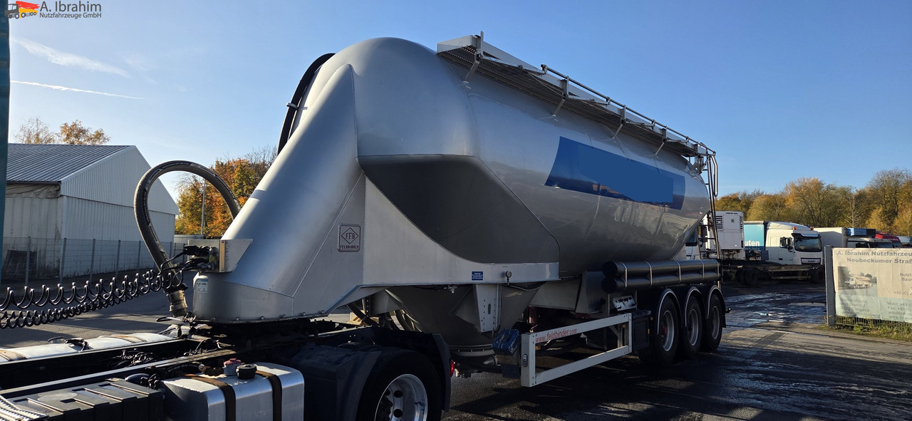 Feldbinder EUT 40.3 Liftachse, Scheibenbremse Topzustand | einsatzbereit - Silo semi-trailer: picture 1 Feldbinder EUT 40.3 Liftachse, Scheibenbremse Topzustand | einsatzbereit - Silo semi-trailer: picture 1