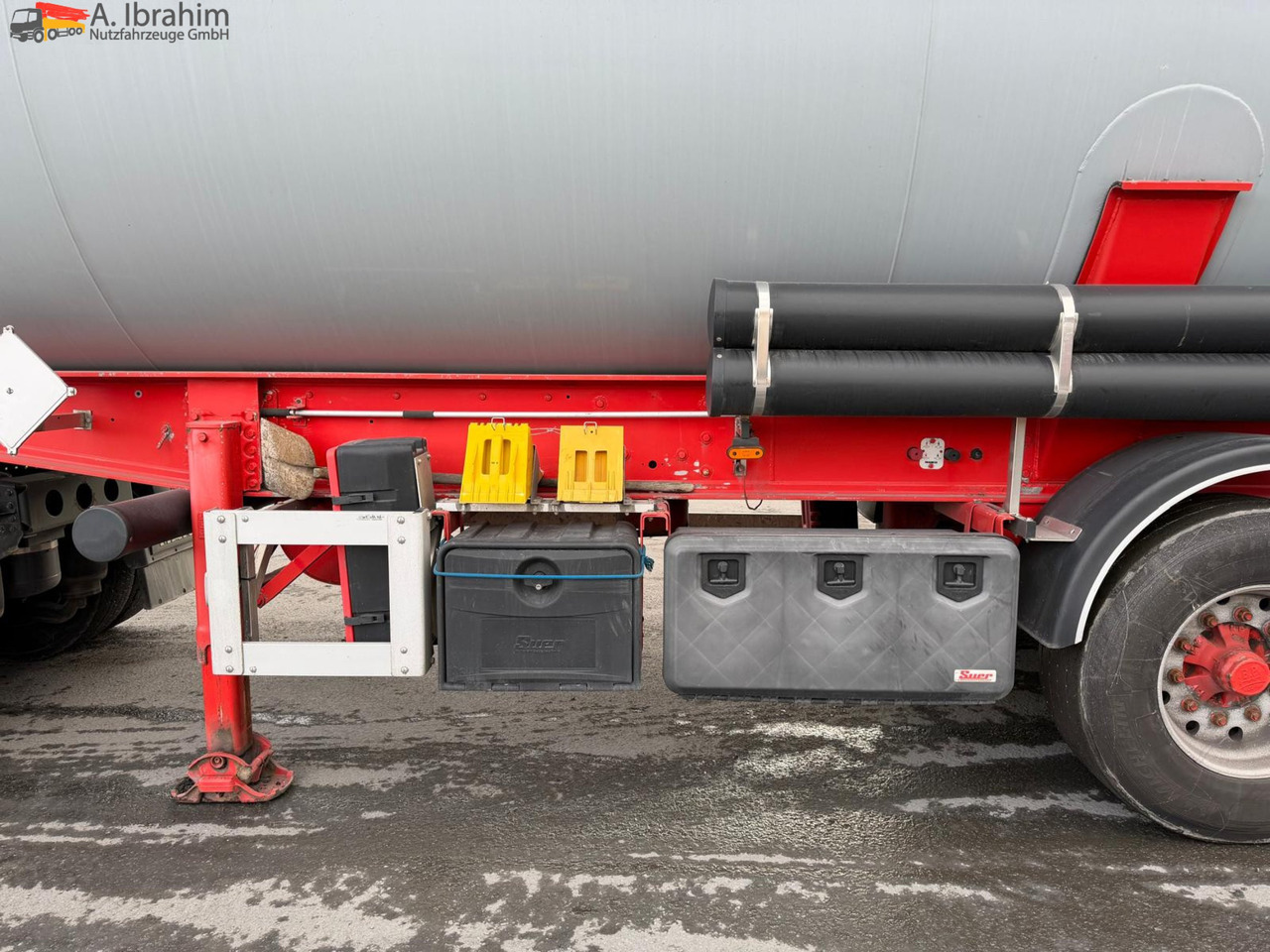 Feldbinder KIP 57.3 Kippsilo | 57 m³ | Scheibenbremse | 1 Kammer | 24V Hydr. - Silo semi-trailer: picture 3 Feldbinder KIP 57.3 Kippsilo | 57 m³ | Scheibenbremse | 1 Kammer | 24V Hydr. - Silo semi-trailer: picture 3