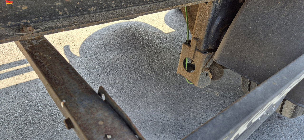 Kögel SN24 Standard, Edscha, Trommelbremse - Curtainsider semi-trailer: picture 5 Kögel SN24 Standard, Edscha, Trommelbremse - Curtainsider semi-trailer: picture 5