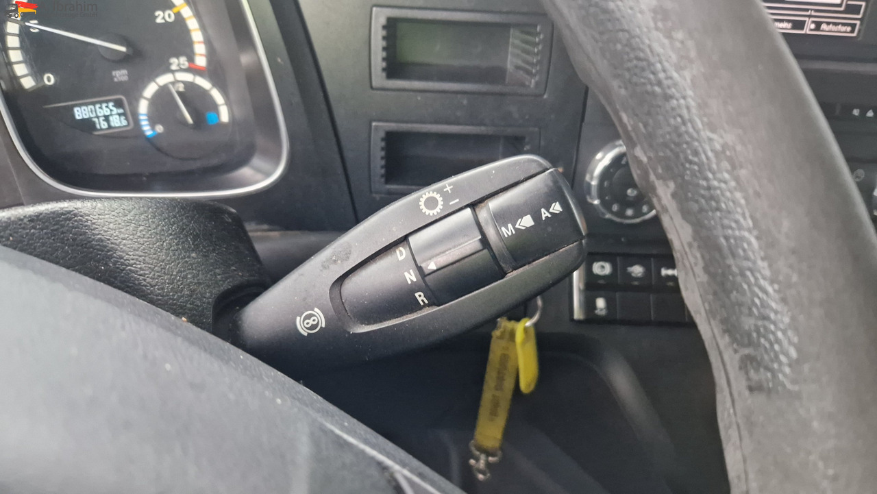 Mercedes-Benz 1845 Retarder Klima, Kühlschrank Edscha, Retarder, LBW, Zustand gut - Curtainsider truck: picture 3 Mercedes-Benz 1845 Retarder Klima, Kühlschrank Edscha, Retarder, LBW, Zustand gut - Curtainsider truck: picture 3