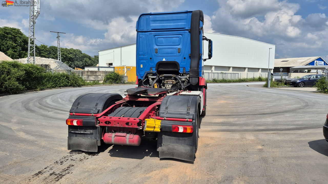 Tractor unit Mercedes-Benz 1843 DB 1843 mit PTU für Kompressor: picture 11