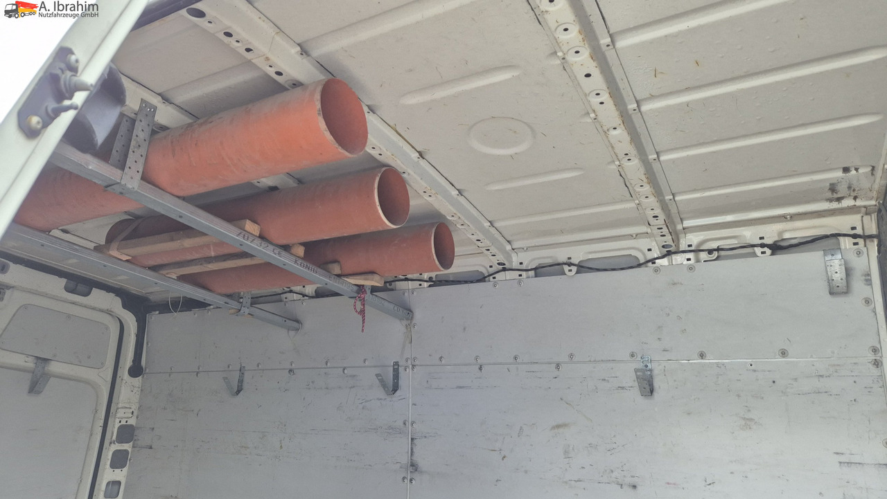 VW Crafter 2.5 Diesel Zustand gut - Panel van: picture 2 VW Crafter 2.5 Diesel Zustand gut - Panel van: picture 2