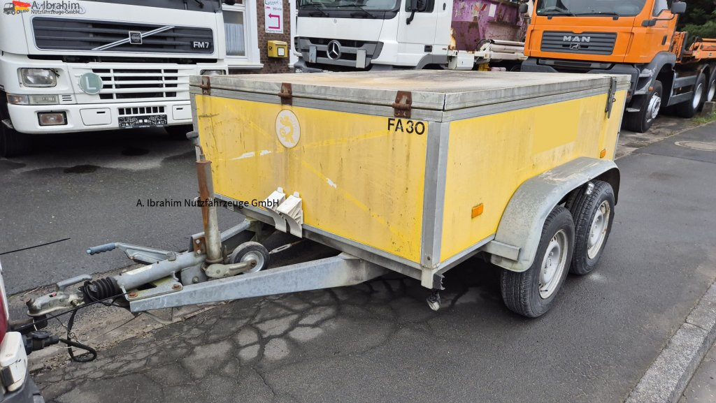 Wagenbouw Hapert K2700 Deichsel verstellbar - Closed box trailer: picture 1 Wagenbouw Hapert K2700 Deichsel verstellbar - Closed box trailer: picture 1
