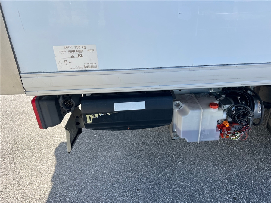 Refrigerated van Iveco daily 35-180: picture 9