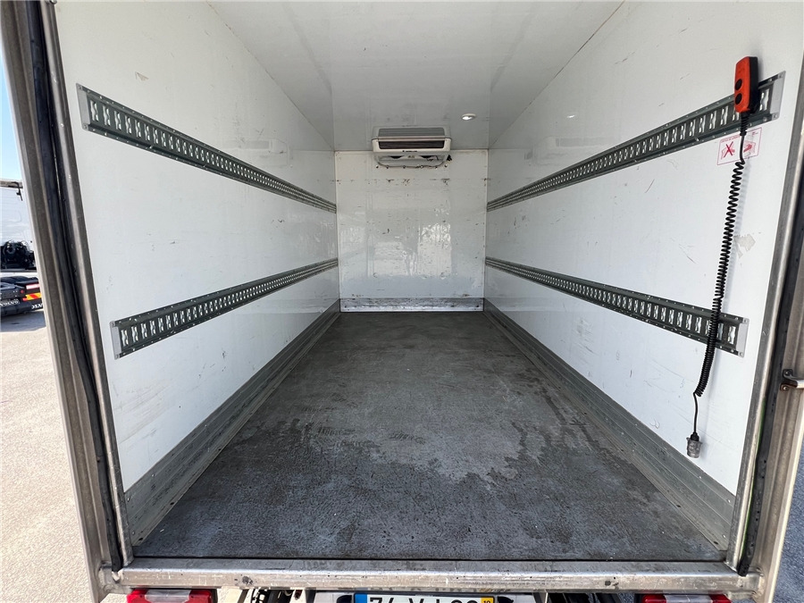 Refrigerated van Iveco daily 35-180: picture 8