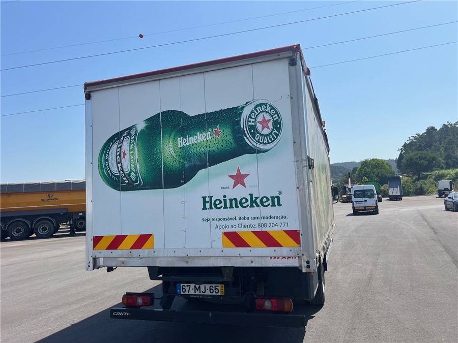 Mitsubishi 7C18 - Curtainsider truck: picture 5 Mitsubishi 7C18 - Curtainsider truck: picture 5