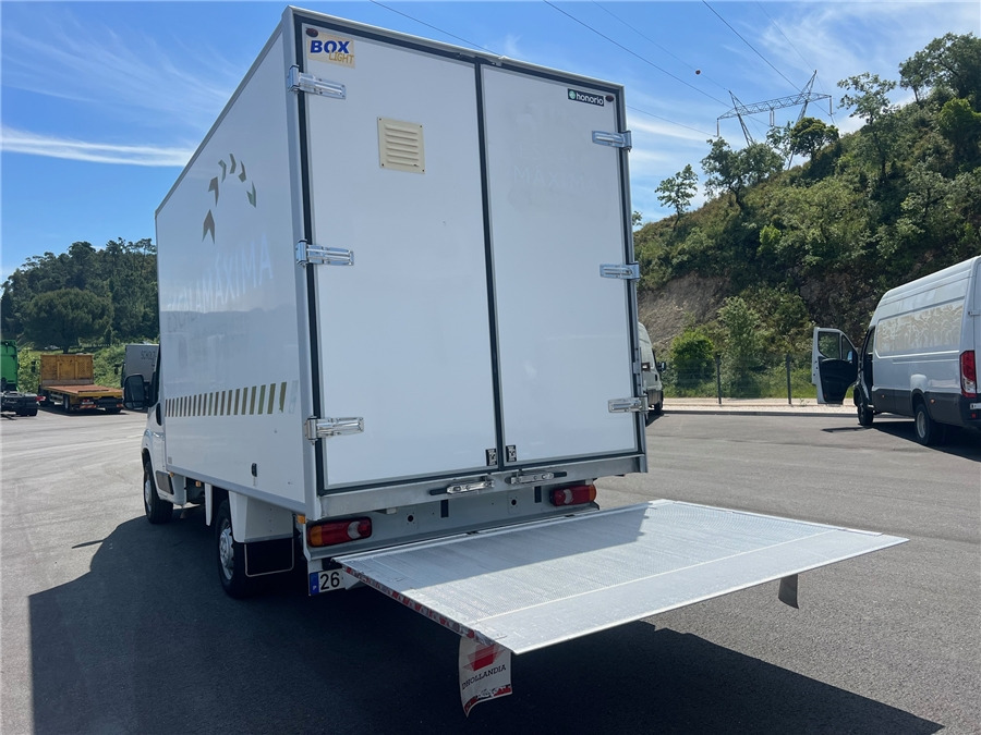 Box van PEUGEOT BOXER: picture 7