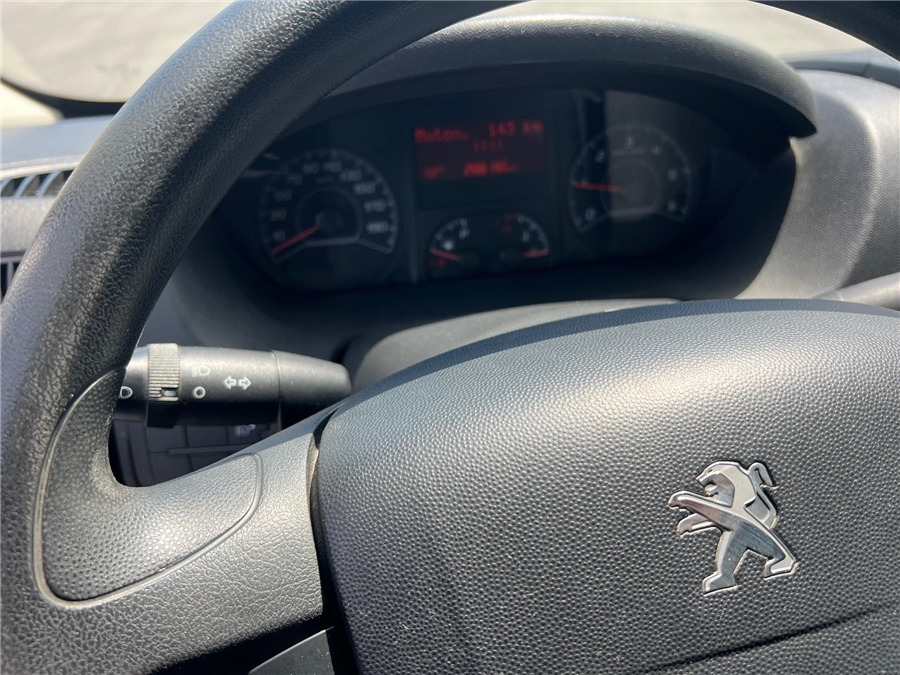 Box van PEUGEOT BOXER: picture 14