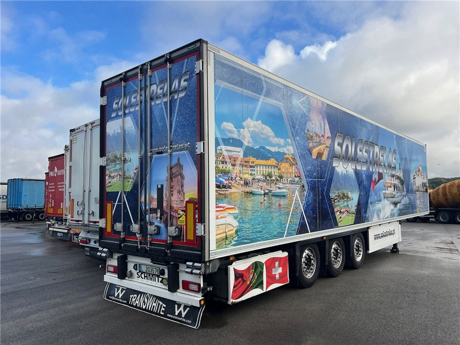 SCHMITZ CARGOBULL SCB-S3B - Refrigerator semi-trailer: picture 2 SCHMITZ CARGOBULL SCB-S3B - Refrigerator semi-trailer: picture 2