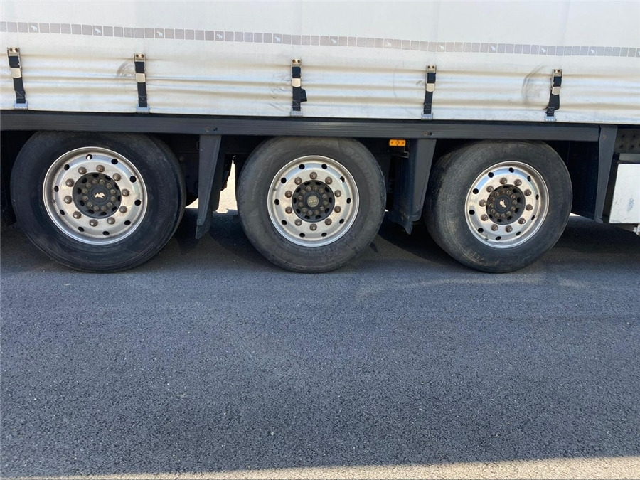 Lease a SCHMITZ CARGOBULL SCB-S3T SCHMITZ CARGOBULL SCB-S3T: picture 19