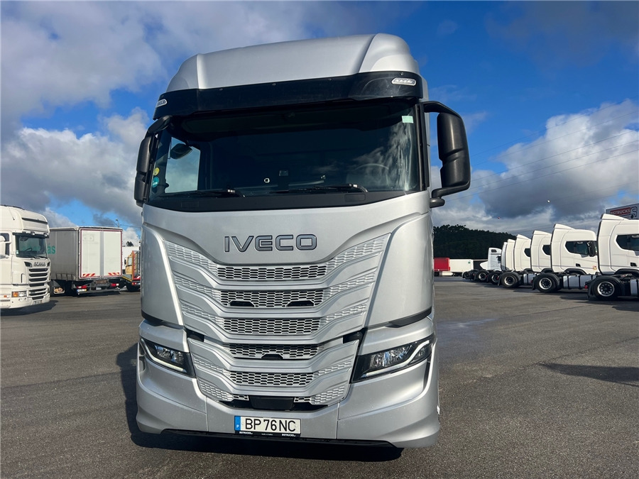 Iveco S-WAY 500 - Tractor unit: picture 2 Iveco S-WAY 500 - Tractor unit: picture 2