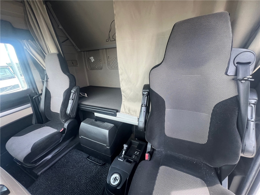 Tractor unit MAN TGX 18.460: picture 16 Tractor unit MAN TGX 18.460: picture 16
