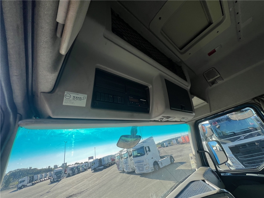 Tractor unit Renault PREMIUM  RETARDER: picture 13
