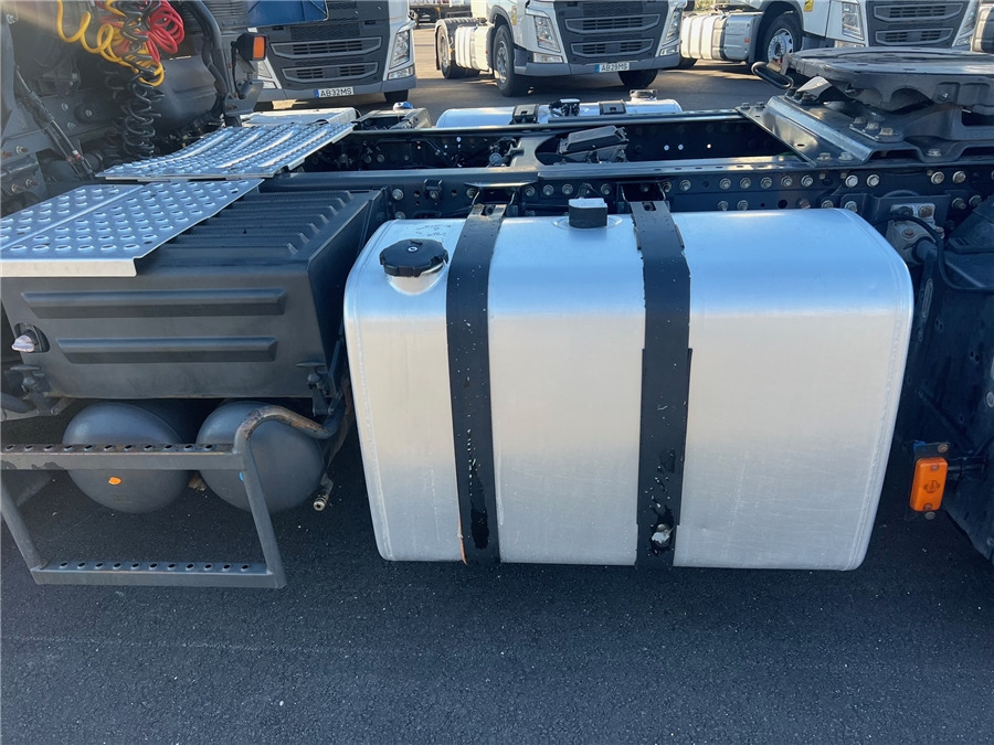 Tractor unit Renault PREMIUM  RETARDER: picture 8