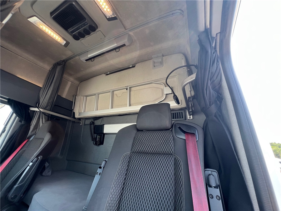 Tractor unit Renault T480 / RETARDER: picture 16