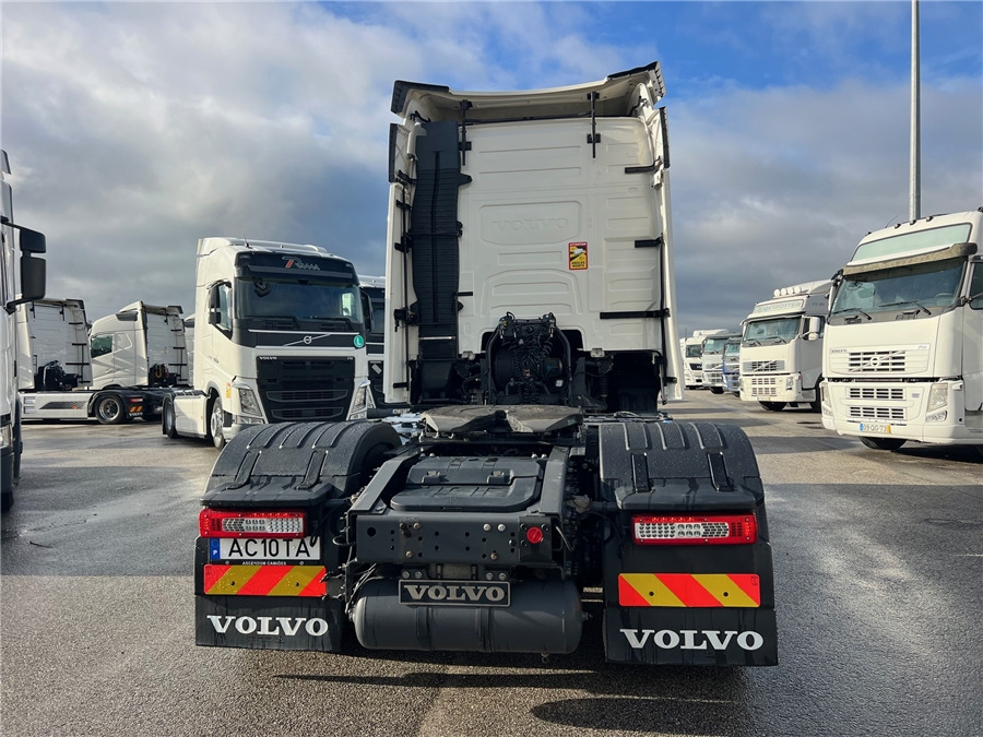 Volvo FH500 / RETARDER / IPARKCOOL - Tractor unit: picture 5 Volvo FH500 / RETARDER / IPARKCOOL - Tractor unit: picture 5