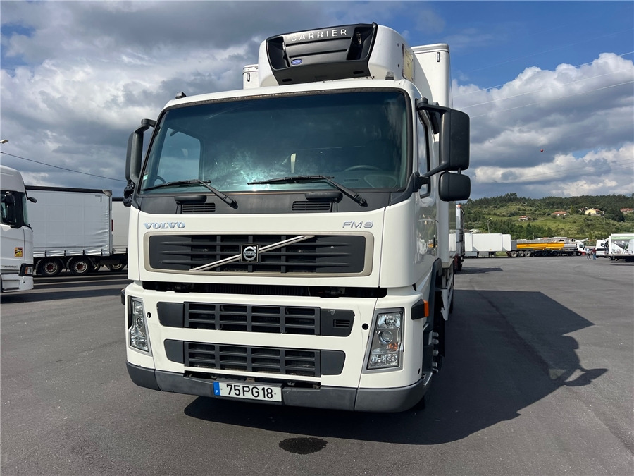 Volvo FM 9 - Refrigerator truck: picture 2 Volvo FM 9 - Refrigerator truck: picture 2