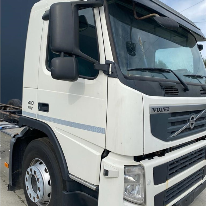Volvo FM - Cab chassis truck: picture 3 Volvo FM - Cab chassis truck: picture 3