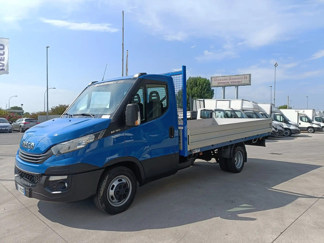 IVECO DAILY 35C15 - Flatbed van: picture 3 IVECO DAILY 35C15 - Flatbed van: picture 3