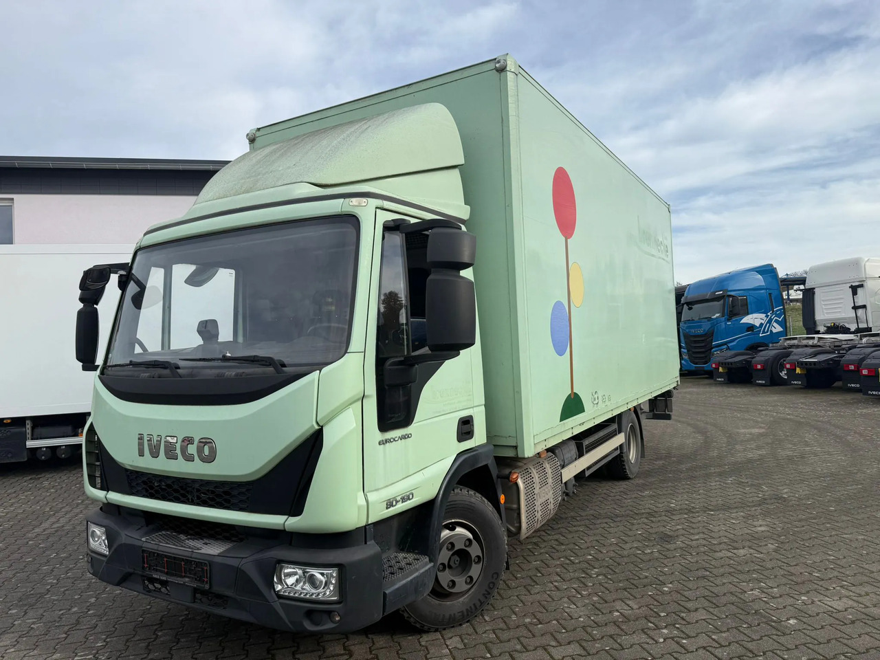 IVECO EUROCARGO 80E19 - Box truck: picture 1 IVECO EUROCARGO 80E19 - Box truck: picture 1